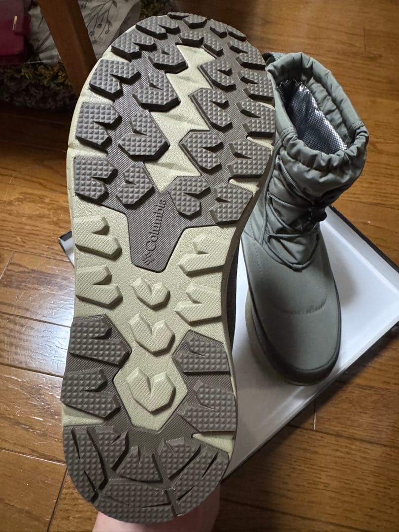 【Columbia】防水ブーツ 24.0cm