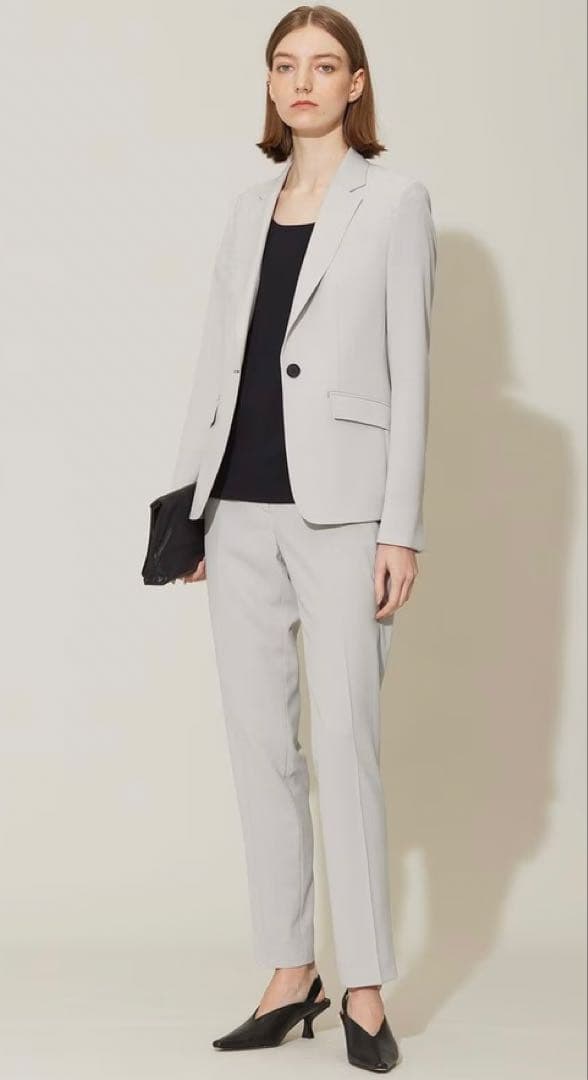 ※値下※【新品】現行ICB ライトグレー パンツスーツ 春夏 ウォッシャブル