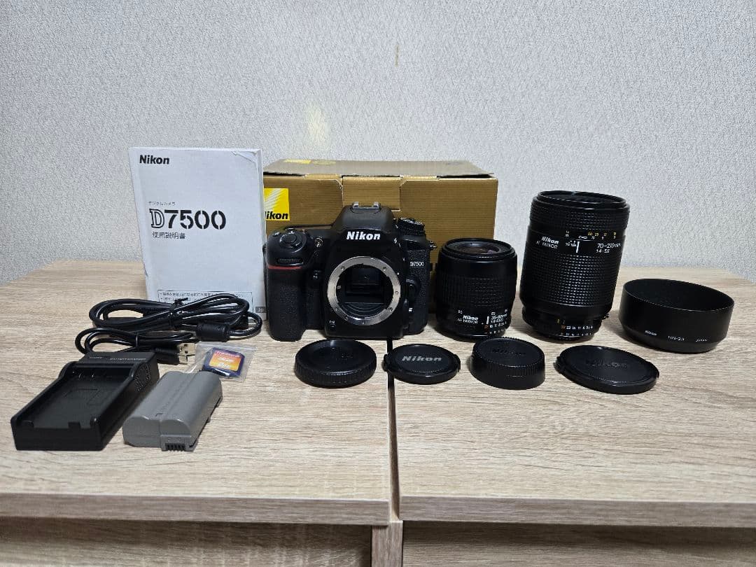 ニコン Nikon D7500　Wi-Fi搭載＆高速性能　ダブルレンズあり
