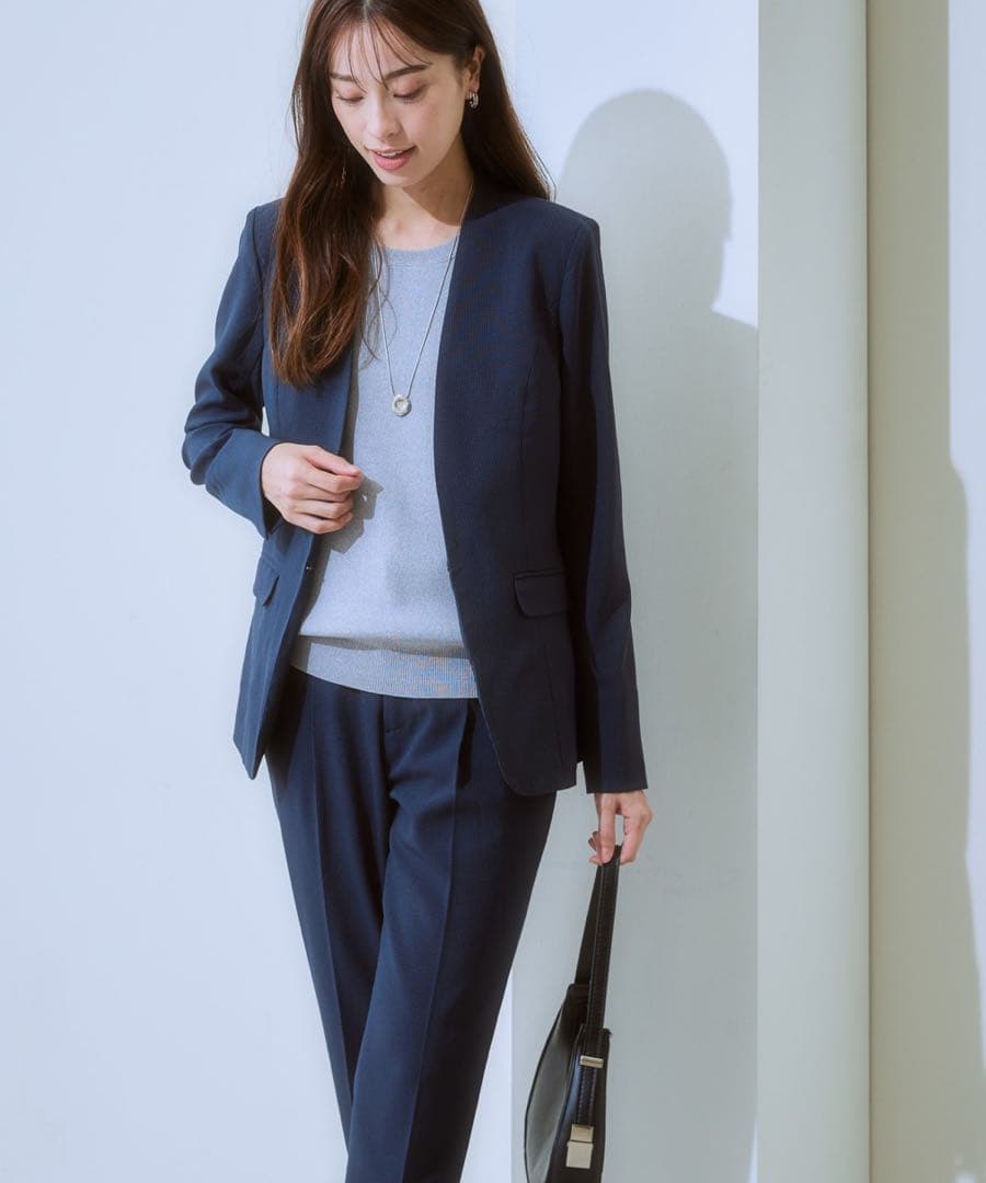 最終半額値下【ネイビー夏用】★¥17,578-新品未使用タグ付き★パンツスーツL