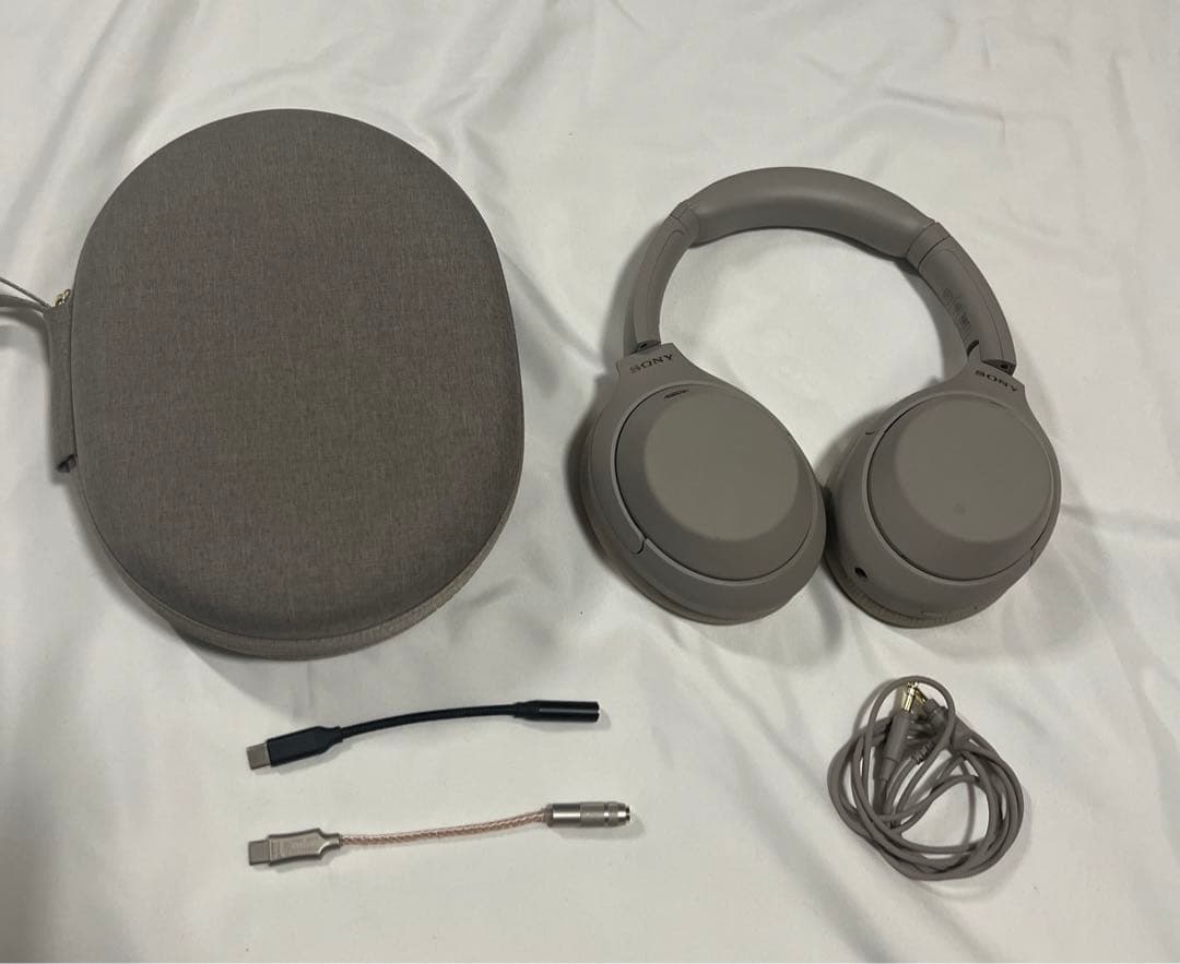 【美品】 WH-1000XM4 iPhone 変換ケーブル　イヤーパッド交換済み