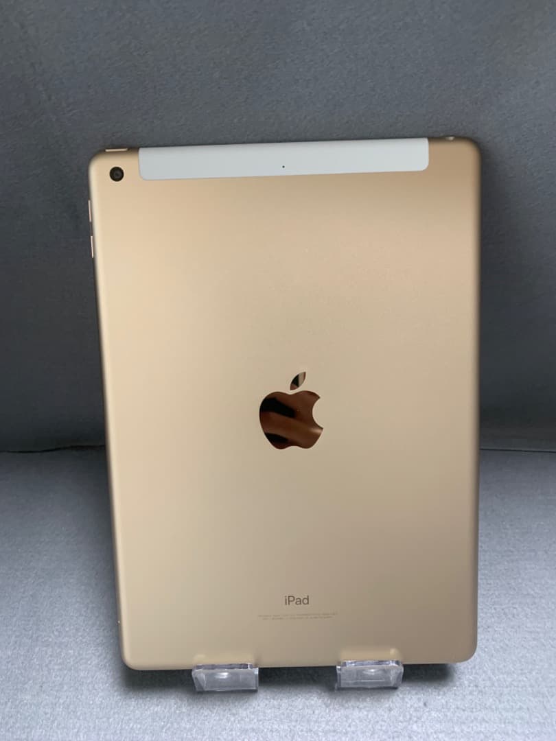 超美品 国内版 SIMフリー Cellular版 iPad 第5世代 32GB