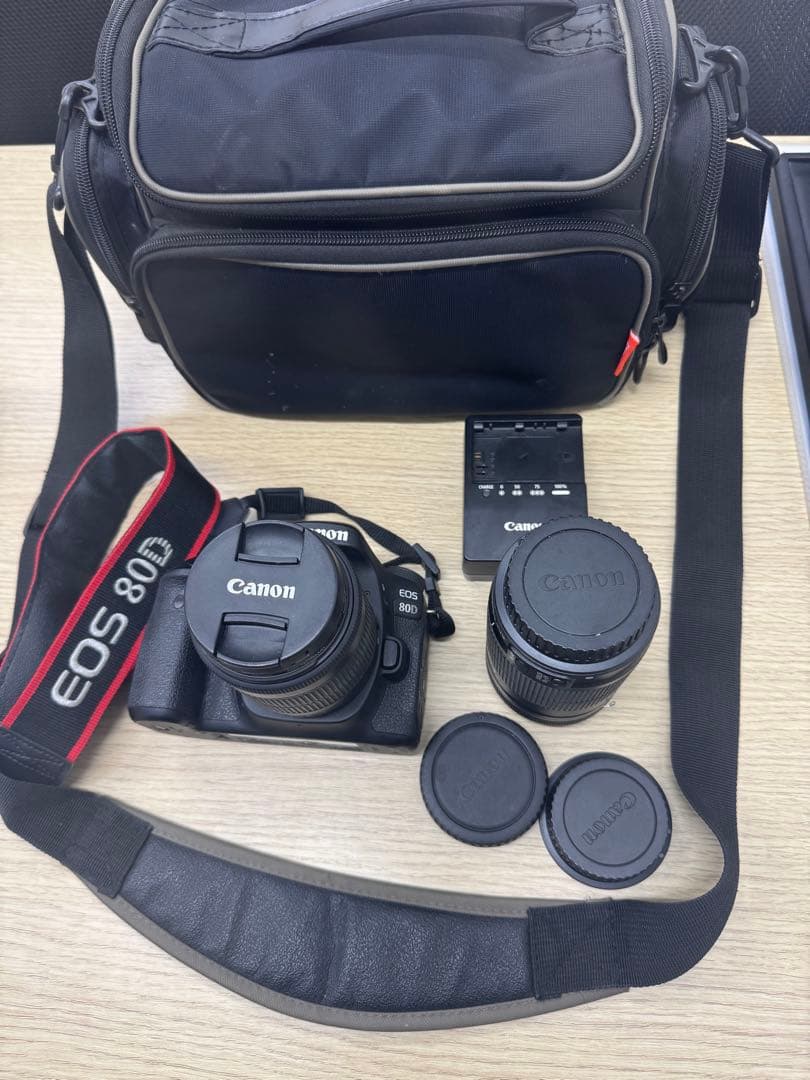 Canon EOS 80D デジタル一眼レフカメラ レンズキット
