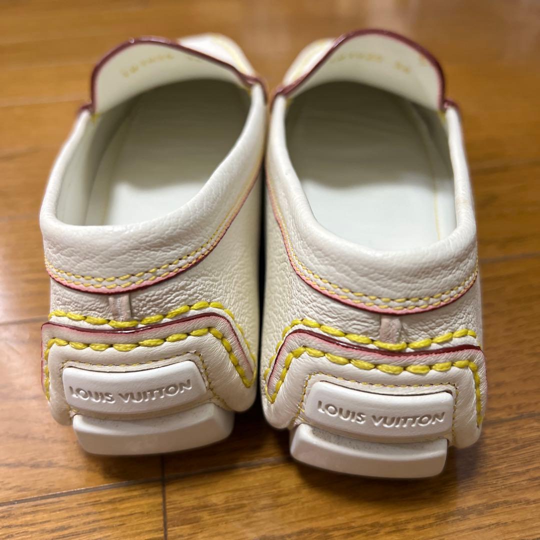 LOUIS VUITTON アイボリー ローファー靴　モカシンレディース　箱付