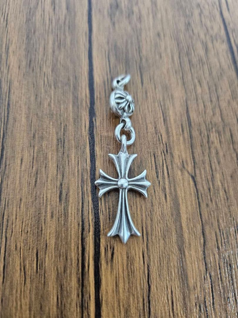 クロムハーツワンボールタイニークロス