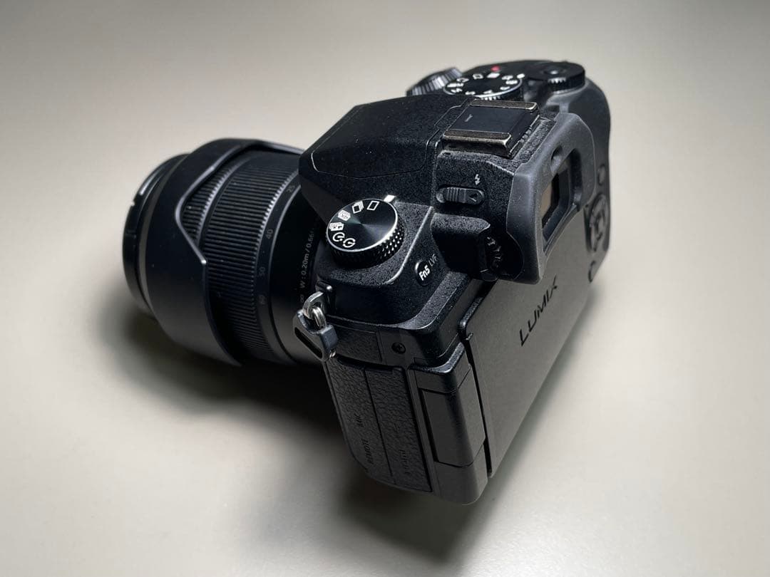 Panasonic ミラーレス一眼 LUMIX G8 レンズキット