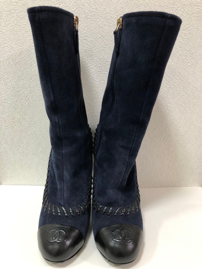美品【CHANEL】ネイビー スエード ヒールブーツ　36サイズ