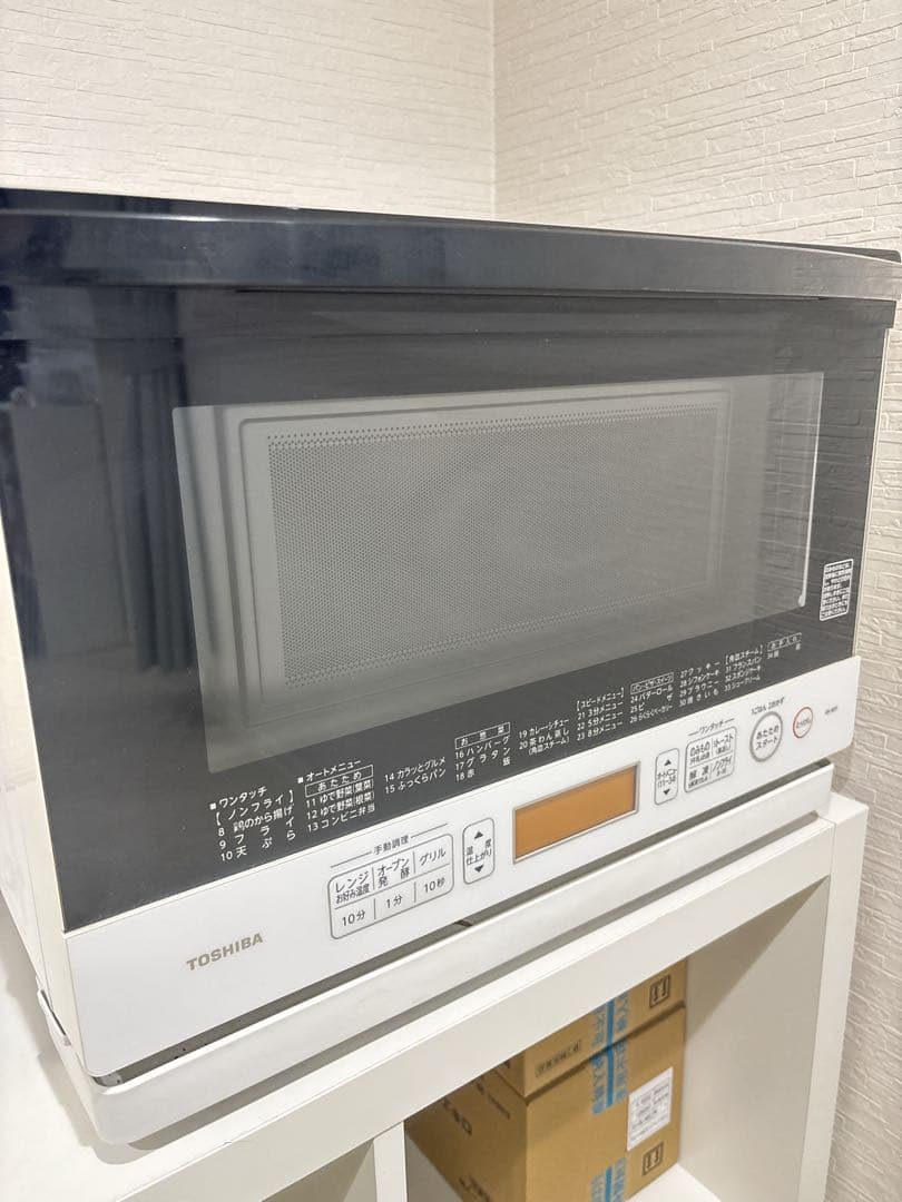 48.石窯オーブンレンジ　東芝　ER-ND7 角皿付き　ホワイト