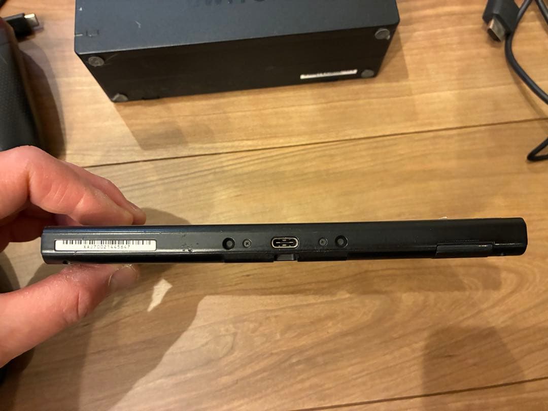 ぽ*こ様 Nintendo Switch 本体 ネオンイエロー・ネオンパープル