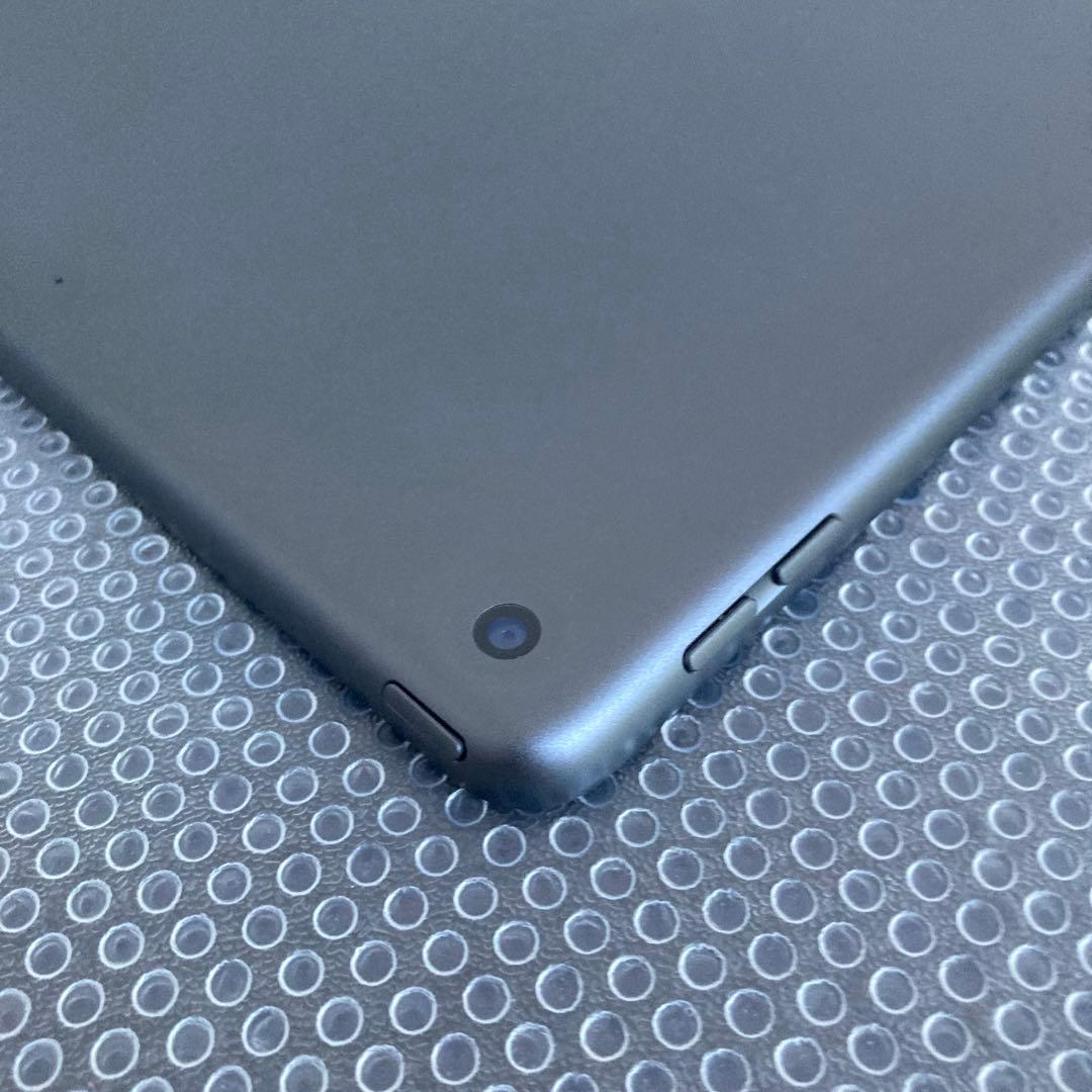 3063【早い者勝ち】iPad7 第7世代 32GB WIFIモデル☆