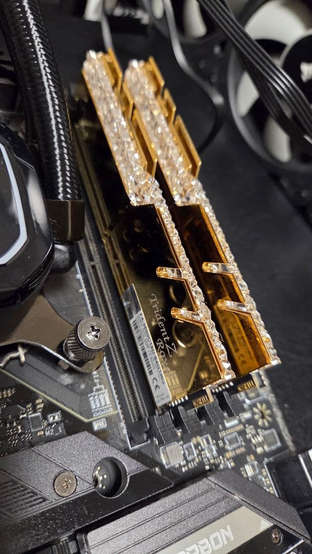 G.SKILL Trident Z  64GB DDR4メモリ