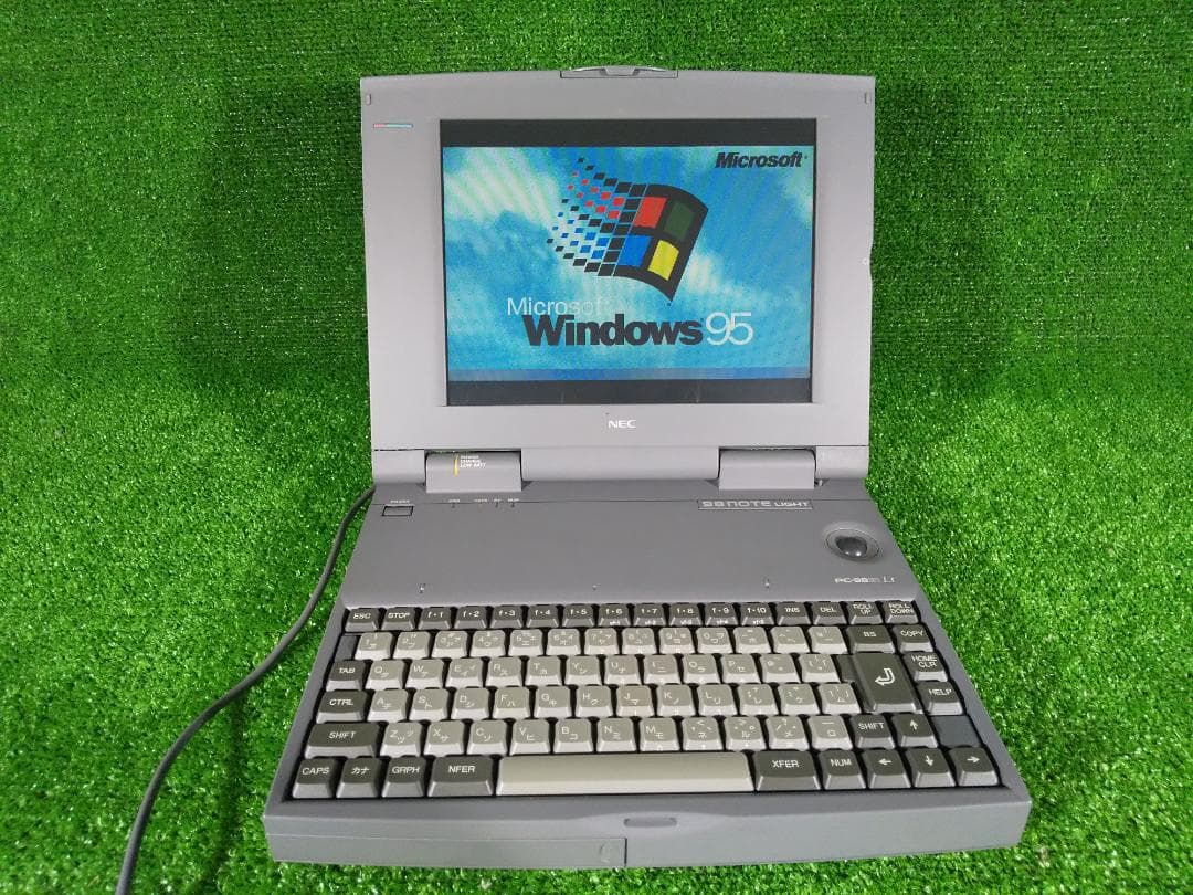 PC-9821Lt／Win95＋EOsys／液晶張替／ AC付