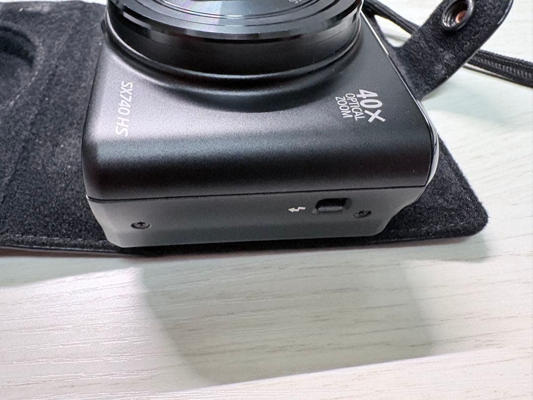 Canon POWERSHOT SX740 HS ブラック 黒