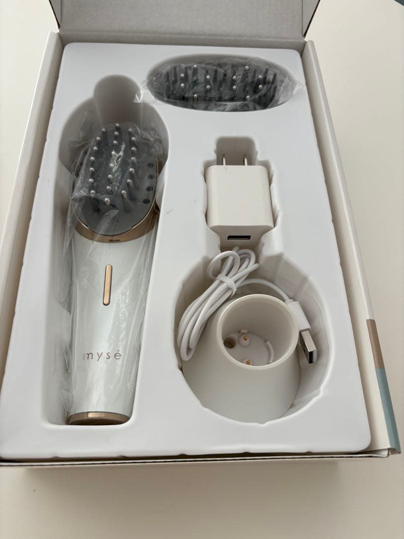 mysé 美顔器 充電器・スタンド付き　MS-82W