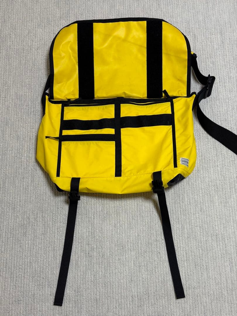 STUSSY × PORTER メッセンジャーバッグ