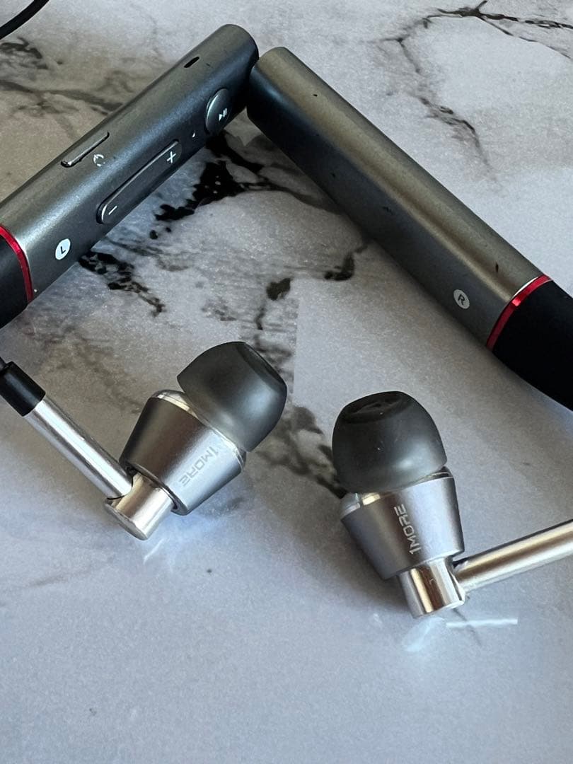 1MOREトリプルドライバーブルートゥースHi-Resハイレゾ音源対応 イヤホン