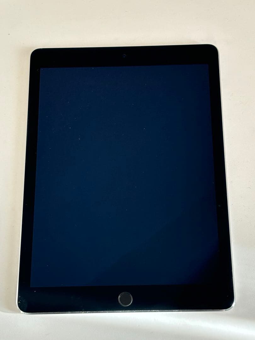 Apple iPad Air2 シルバー 64gb