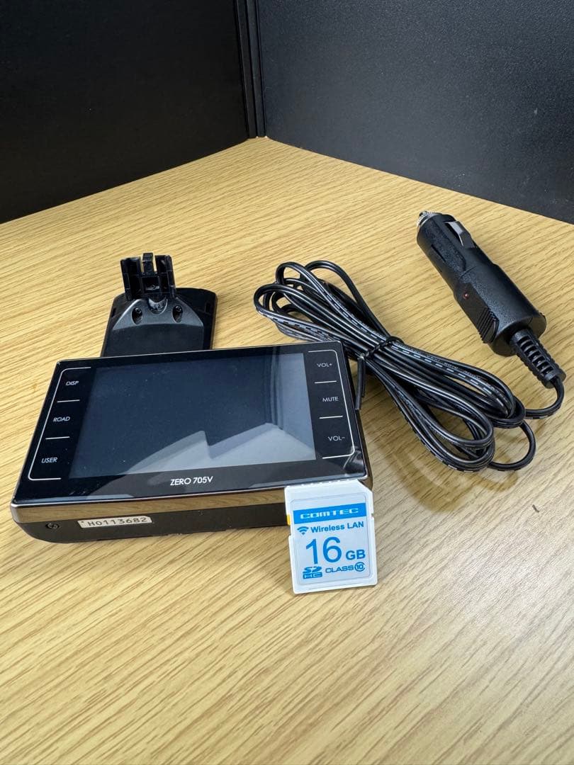 ZERO705V GPS最新データ 無線LAN SDセット　コムテックレーダー
