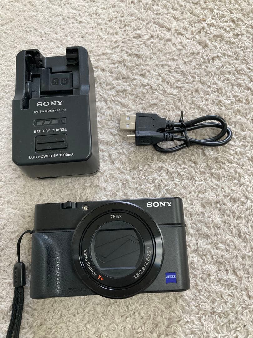 SONY コンパクトデジタルカメラ　RX100 Ⅲ