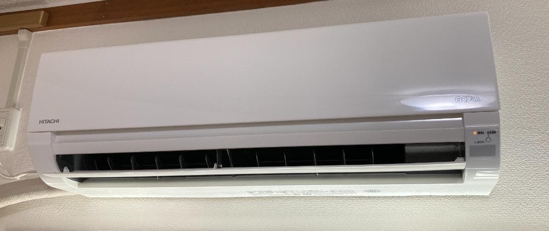 日立・ルームエアコン 白くまくん 6畳用 RAS-AJ22K 2021年製