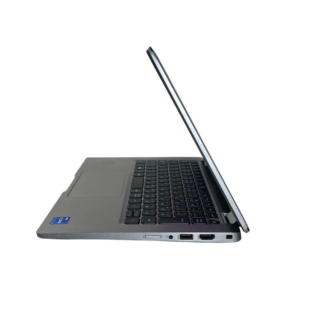 DELL　高性能【i7第11世代★16GB】13.3型／ノートパソコン 694