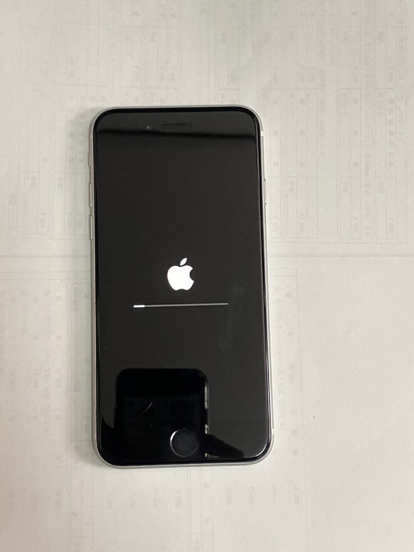 iPhone SE（第2世代）64GB ホワイト 本体・箱付き