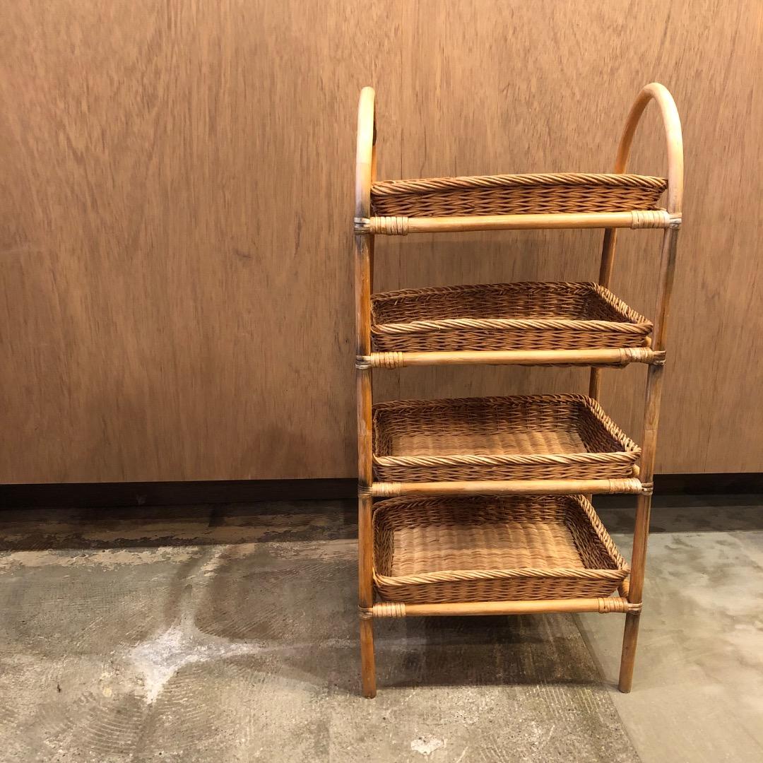 アンティーク　ラタン　籐　4段オープンラック　バスケット　取り外し可能　かご収納