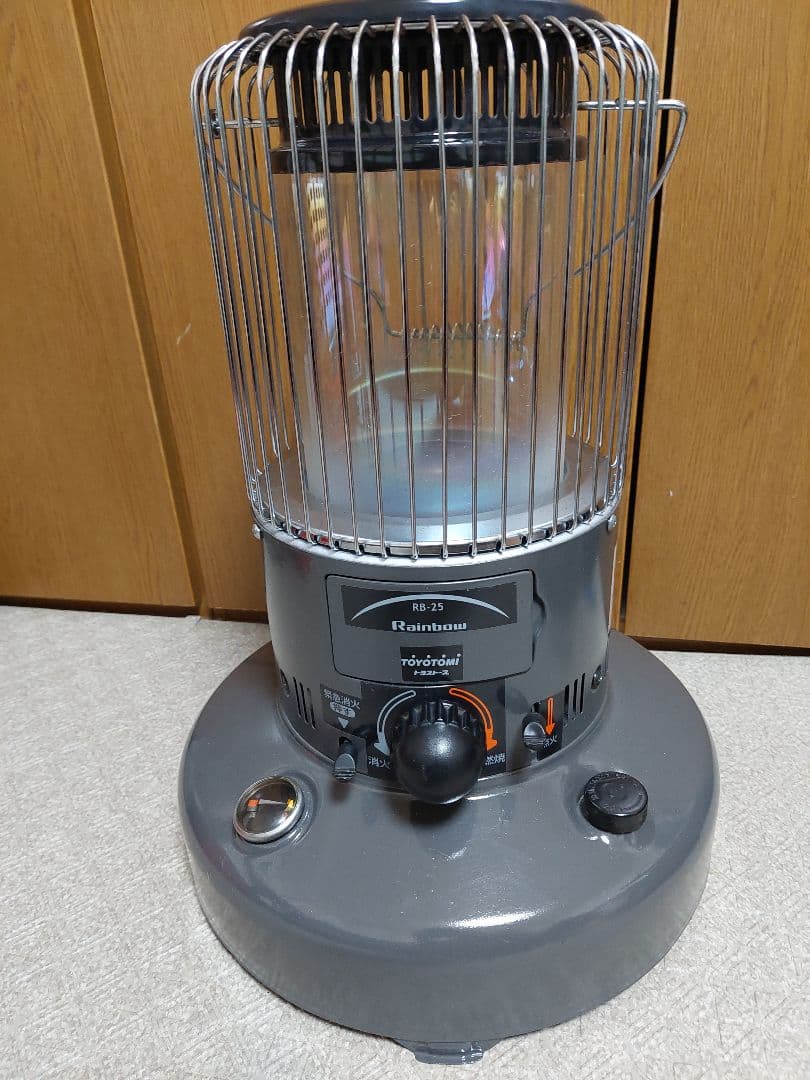 限定割　トヨトミ レインボーストーブ　RB-25 石油ストーブ　ギアミッション風