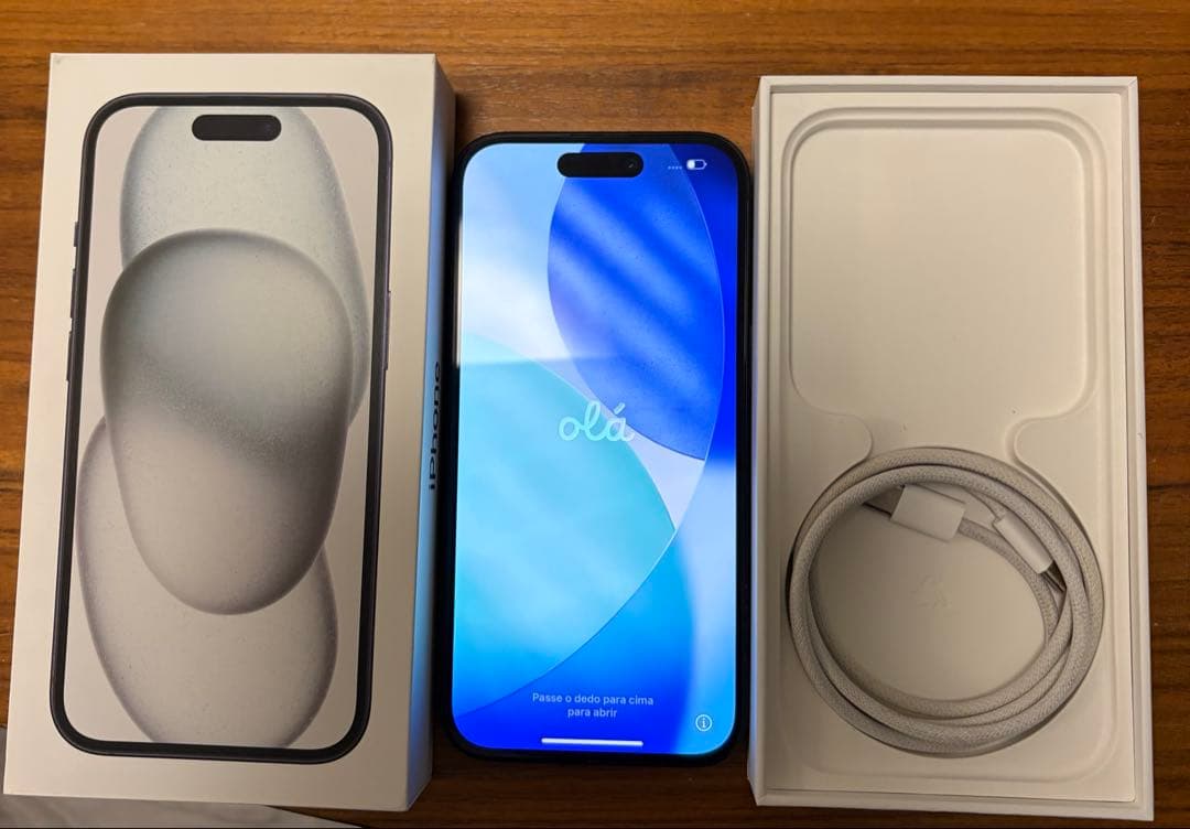 iPhone15 128GB (Black) 本体