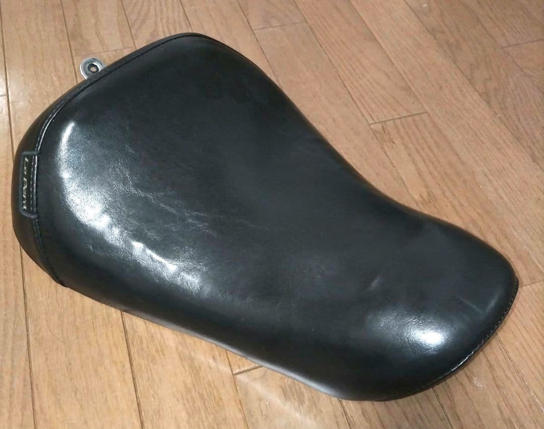 スポーツスター　ラペラ　ソロシート