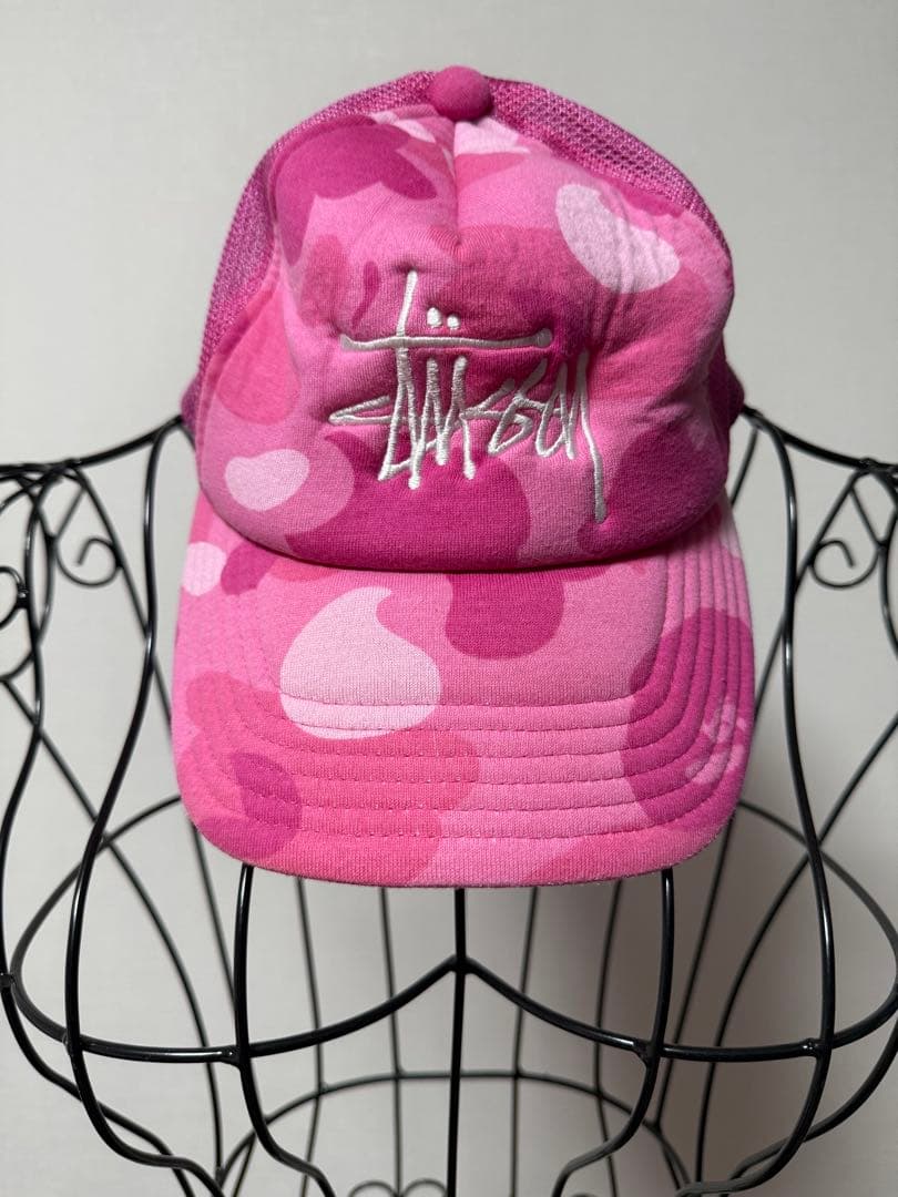 希少品　STÜSSY & A BATHING APE® キャップ