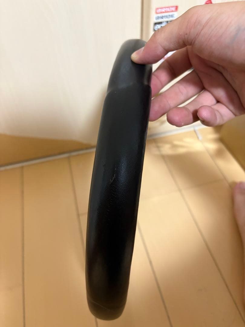 momo ステアリング　初期型ヴェローチェ