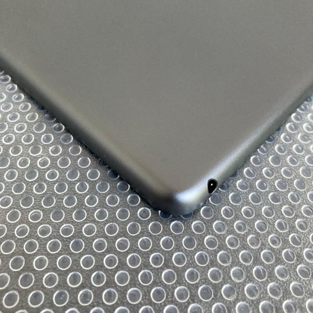 3250【早い者勝ち】iPad7 第7世代 32GB WIFIモデル☆