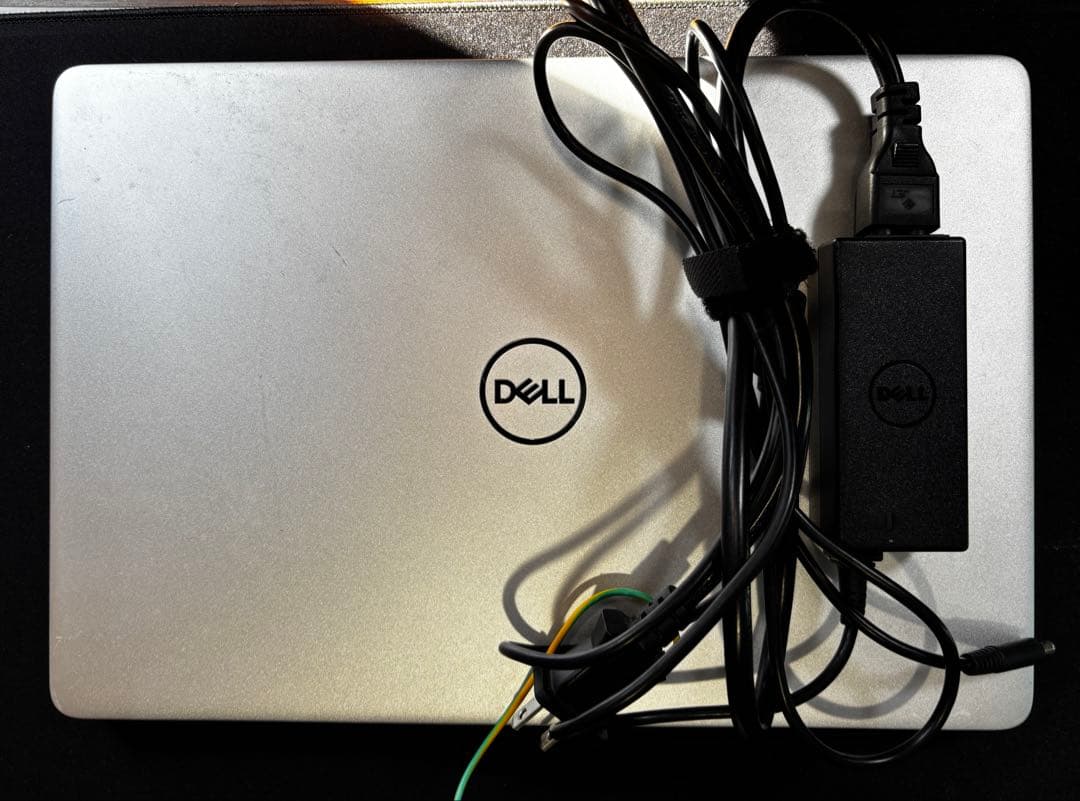 Windowsノート本体 Dell inspiron5370 i5