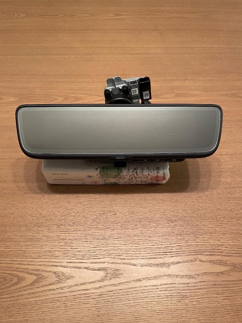 アルファード30系後期　純正デジタルインナーミラー&カメラ