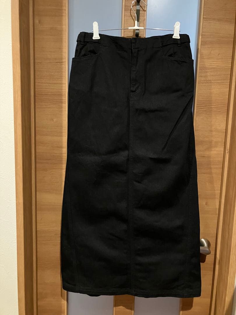 「動きやすくて、すっきり見え」デニム素材のナロースカート　暮らしの道具店