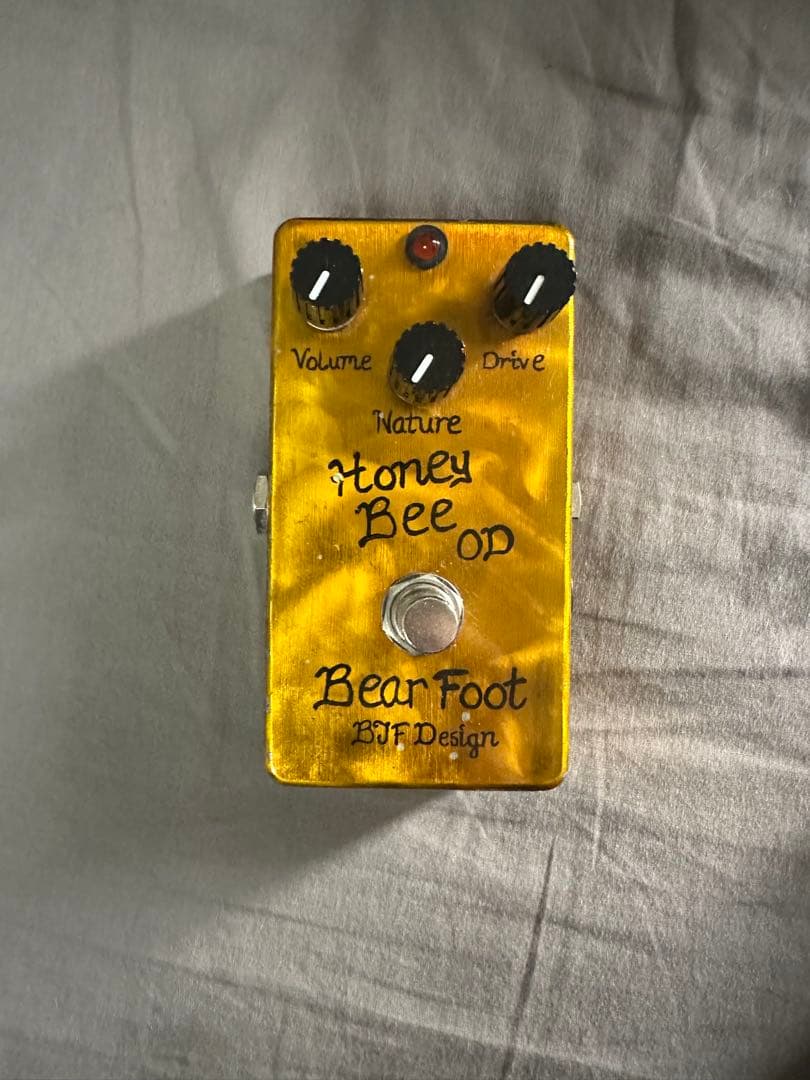 ギター Bear Foot Honey Bee OD