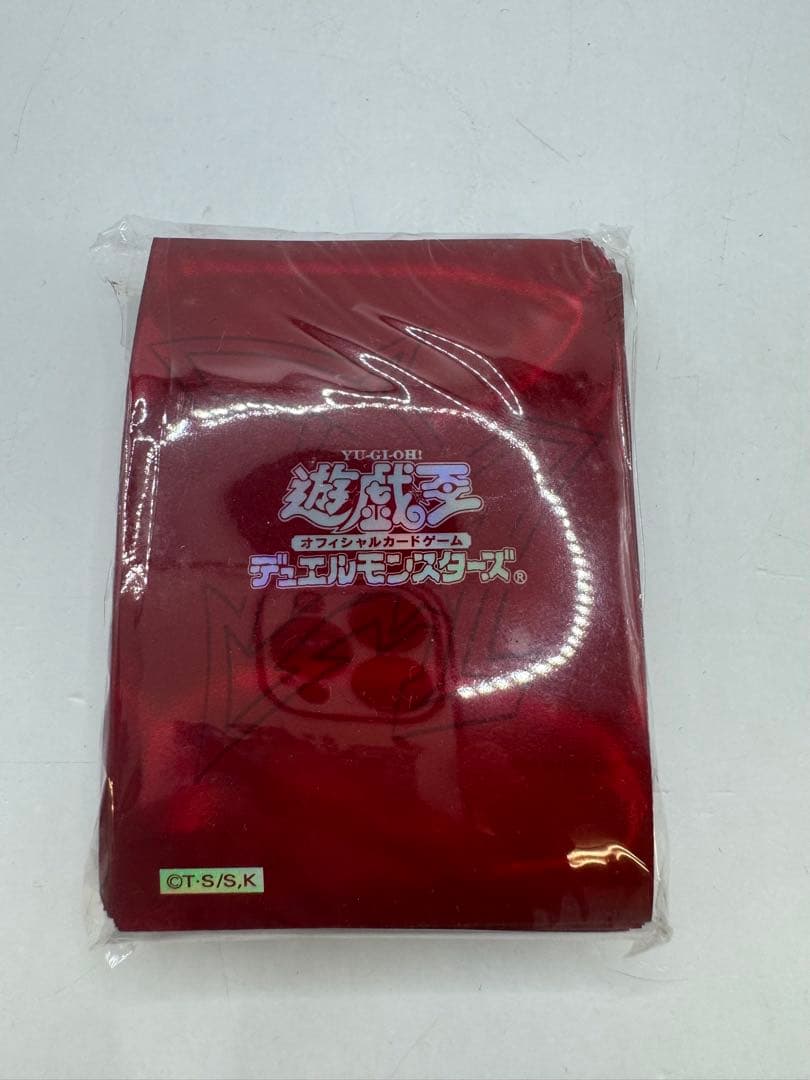 遊戯王 オシリスレッド スリーブ 未開封 60枚入 希少品