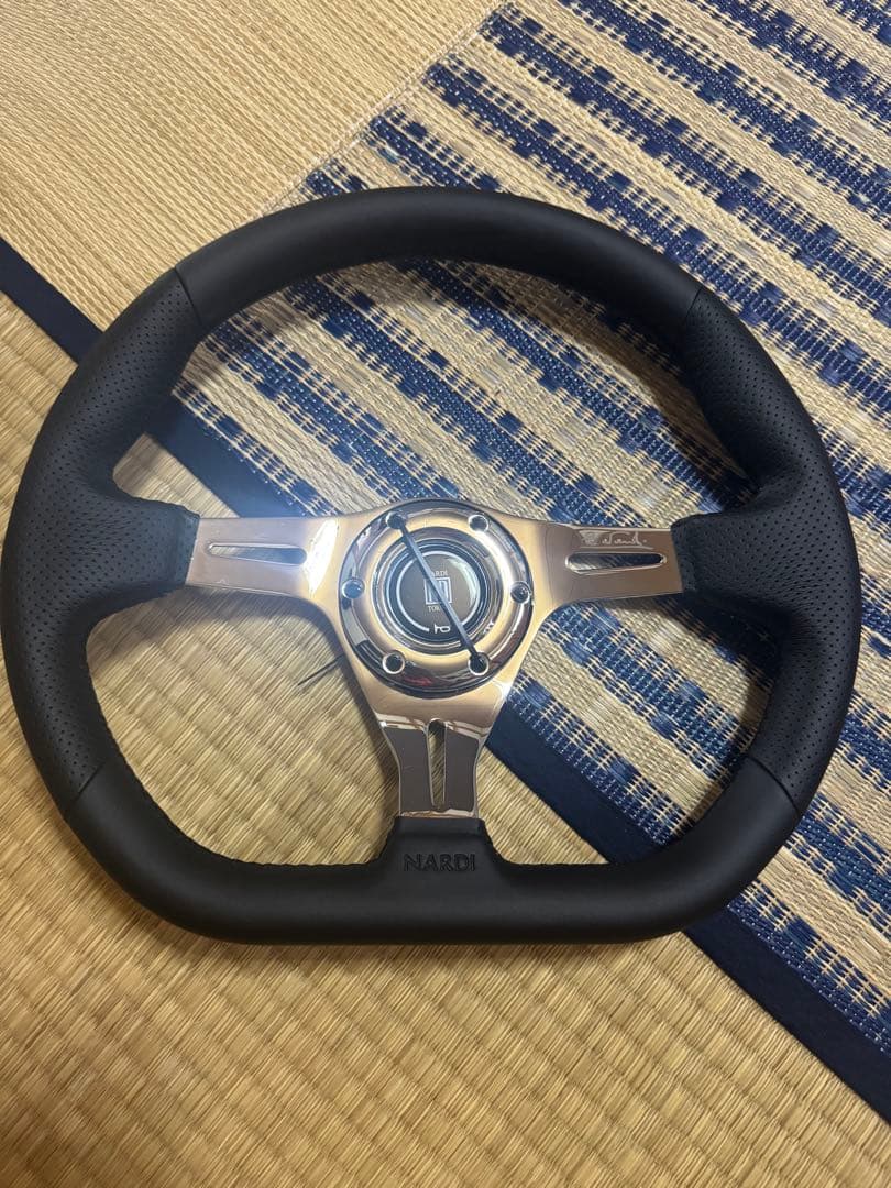 NARDI スポーツステアリング