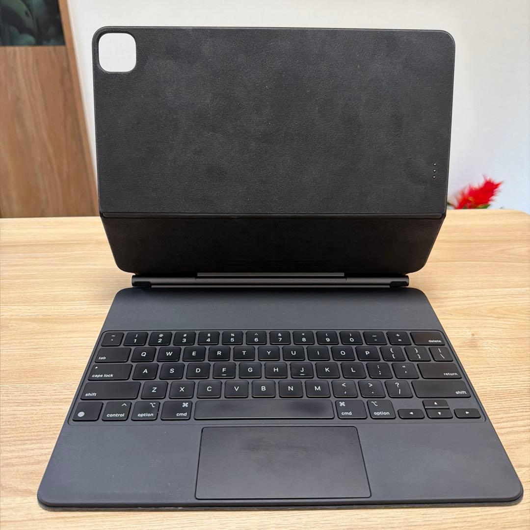 Magic keyboard ipad US配列　12.9インチ