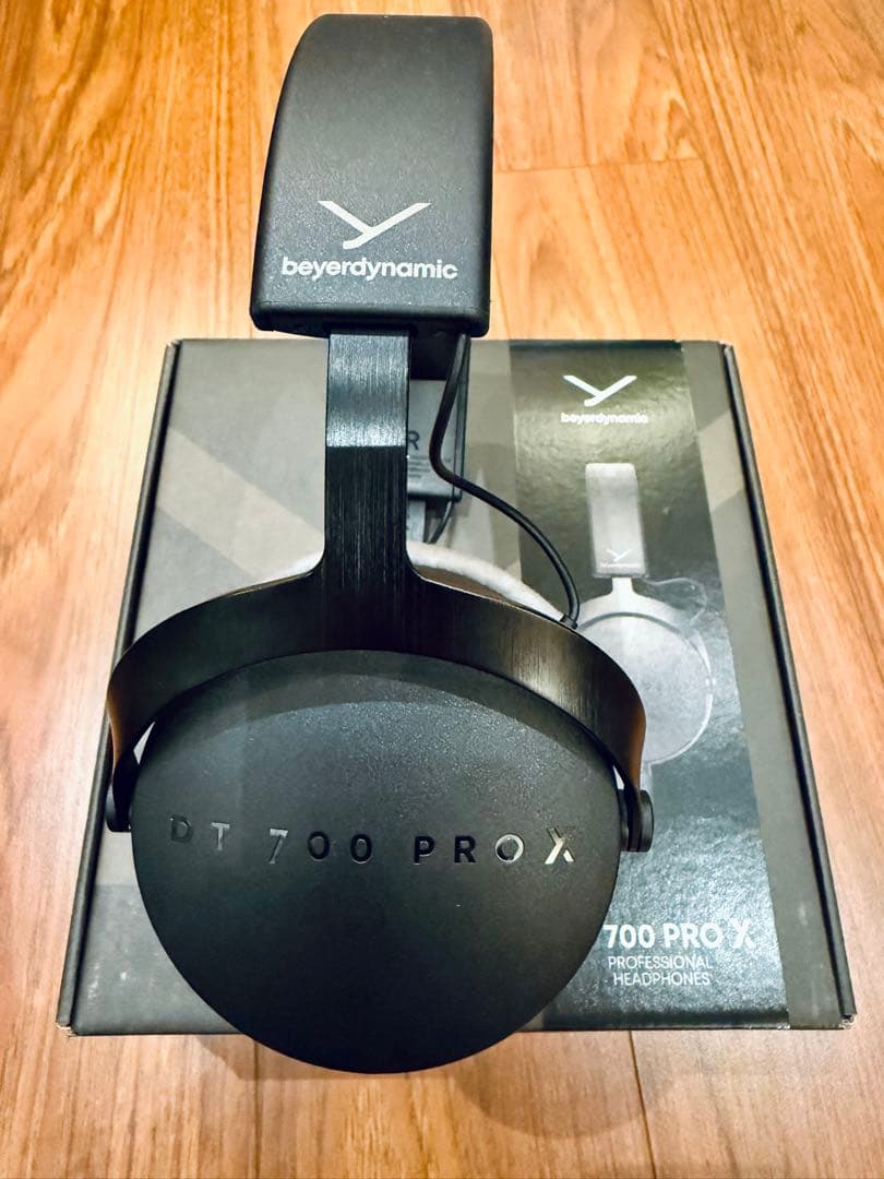 beyerdynamic DT 700 PRO X ヘッドフォン　ほぼ新品
