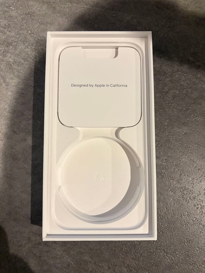 iPhone 15 ブルー　SIMフリー