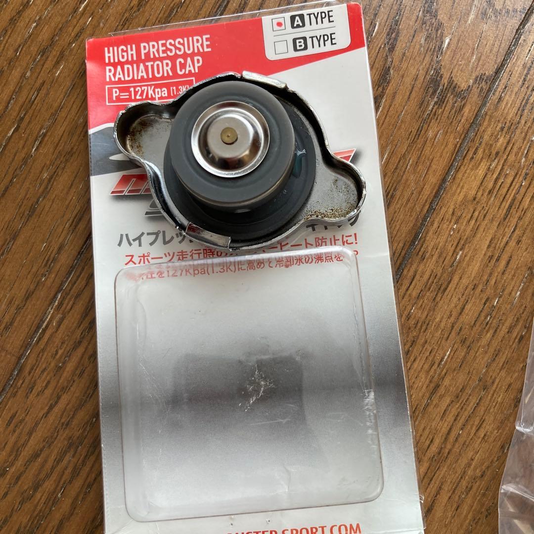 MONSTER SPORT オイルフィラーキャップ＆ ラジエーターキャップ