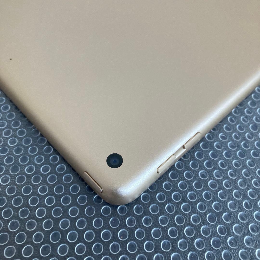 3167【早い者勝ち】比較的美品☆iPad5第5世代 32GB WIFIモデル☆