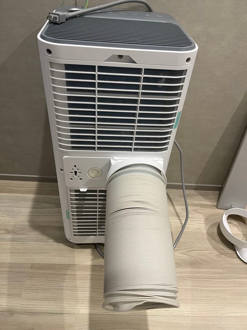 ［ネコパンチ】 スポットクーラー Rintuf J0A4210Q-8K