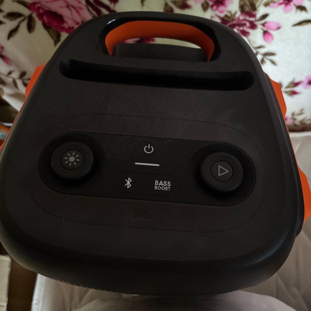 JBLパーティーBOX110