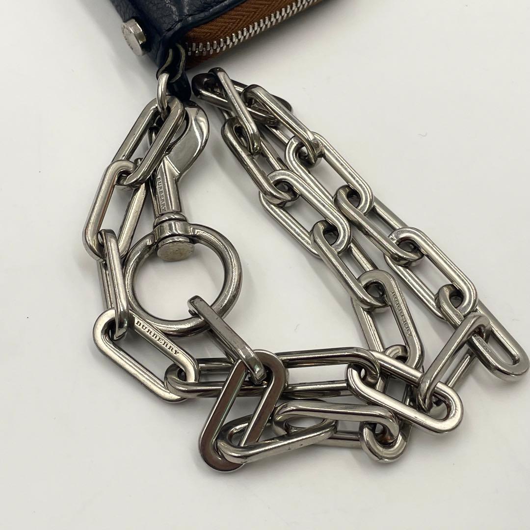 BURBERRY ケース チェーン&ストラップ付きコンパクトウォレット黒
