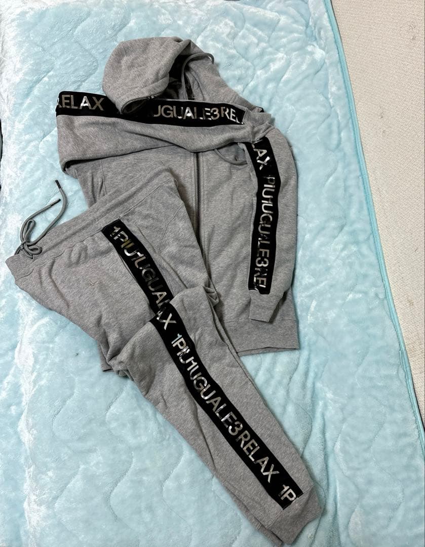 1PIU1UGUALE3 RELAX（ウノ ピゥ リラックス）セットアップ