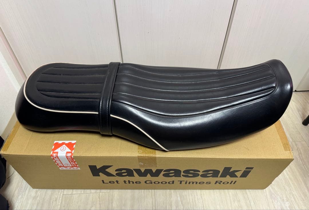 Kawasaki Estrella ファイナルエディション　純正シート