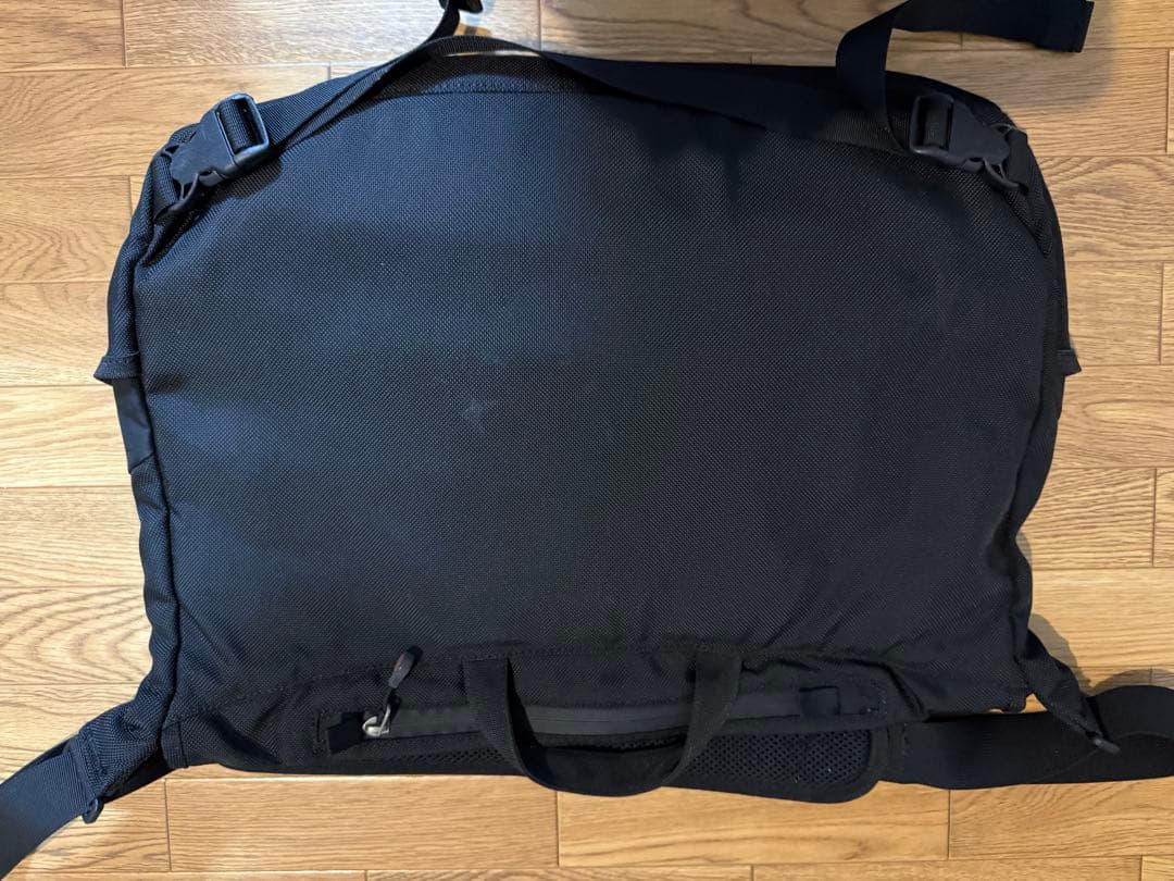 パタゴニア メッセンジャーバッグ ブラック